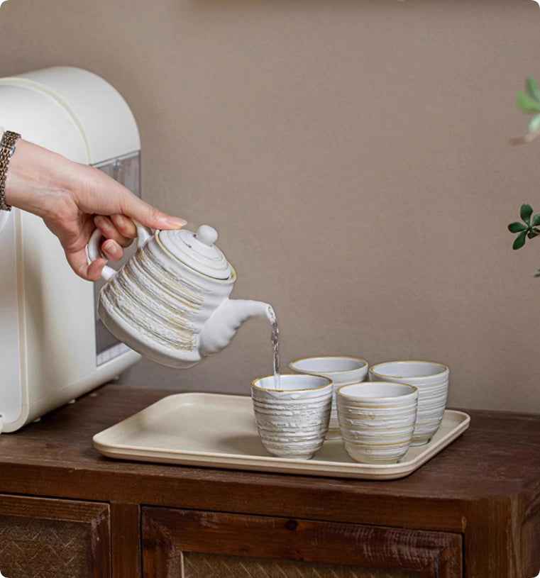 Nordic Ceramic Tea Set with Tray (1 Teapot & 4 Cups)