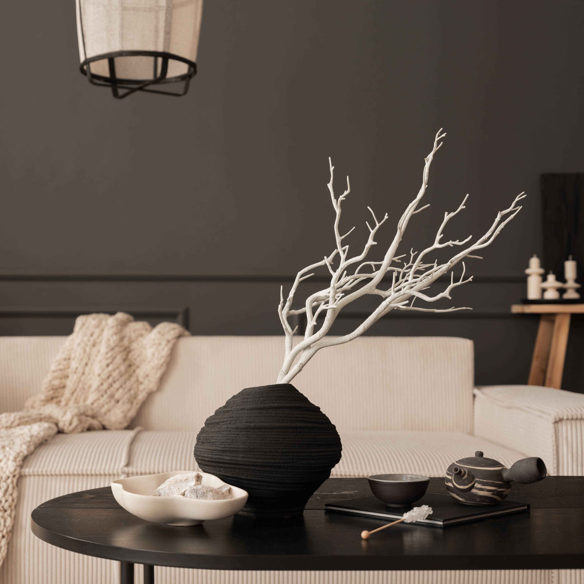 elegant-living-room-interior-with-sofa-coffee-tabl-2024-10-17-17-43-43-utc_1.jpg